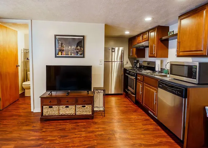 1 Bed - Amazing Location 1 Block To Carson St Pittsburgh